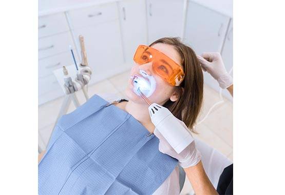 Отбеливание зубов